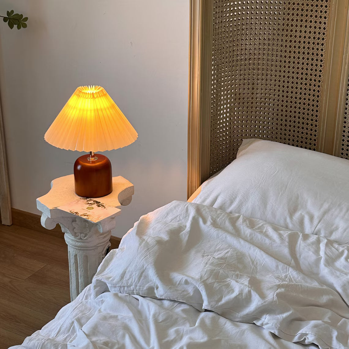 Handmade Oak Wooden Vintage Table Lamp, Pleated Fabric Shade 110-240V, Bedroom Kitchen Rustic Cozy Art Decor, Japandi Nightstand Desk Lamp